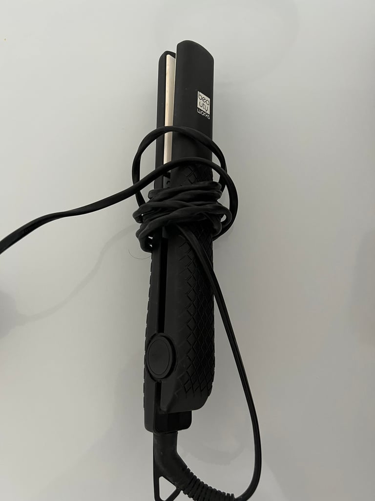 Beauty Works Heated Salon Pro Ceramic Hair Straighteners