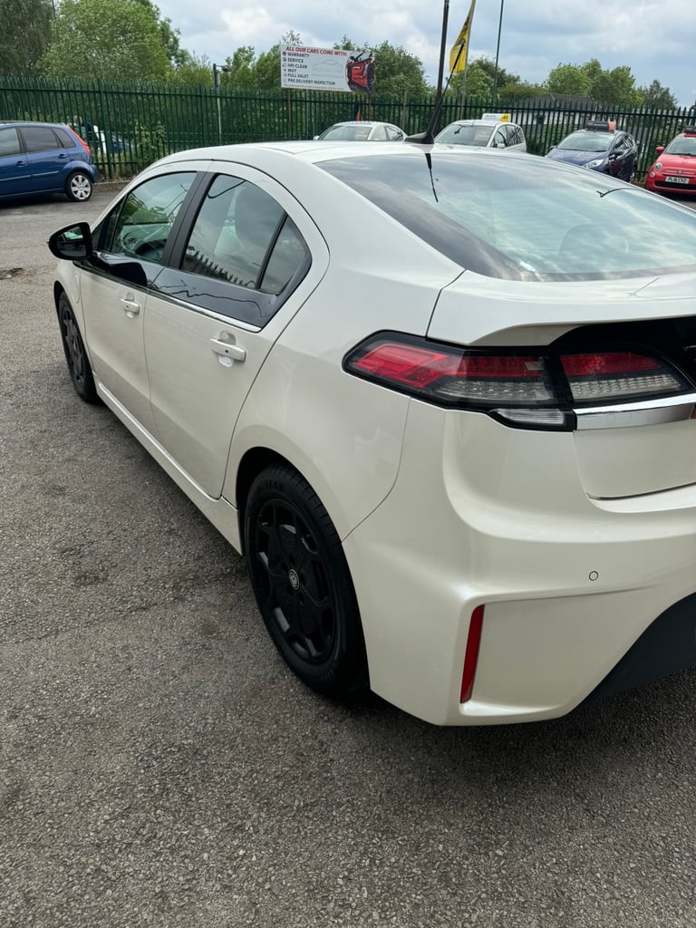 Vauxhall Ampera. Fresh Mot