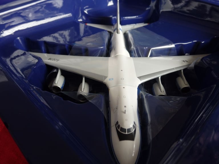 Gemini Jets 1:400 Scale GJVDA1942  Antonov 124-100  Volga Dnepr  RA-82078 