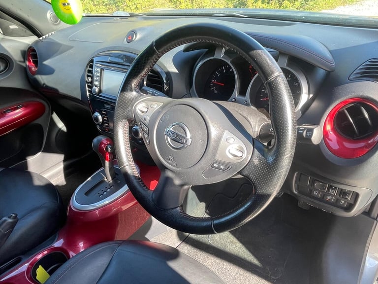 2015 Nissan Juke 1.6 Tekna XTRON Euro 5 5dr HATCHBACK Petrol Automatic