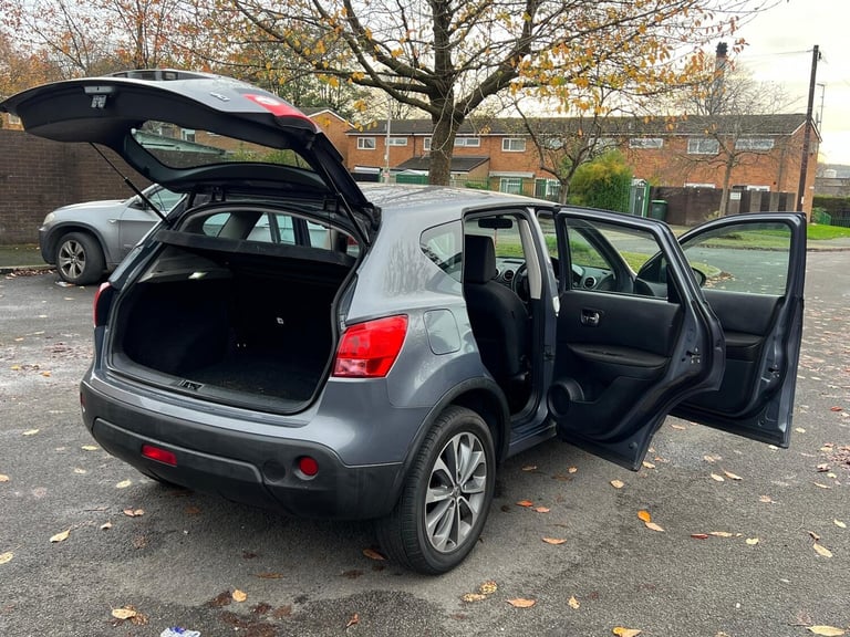 2009 Nissan Qashqai 1.5 dCi Visia 5dr HATCHBACK Diesel Manual