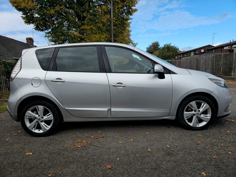 2012 Renault Scenic 1.5 dCi Dynamique TomTom Energy 5dr [Start Stop] MPV DIESEL Manual