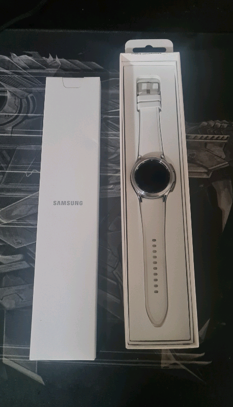 Samsung Galaxy Watch4 Classic 