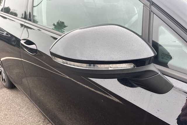 2022 Volkswagen Golf 1.5 TSI Life 5dr + 17' VENTURA + REAR TINTS Hatchback Hybrid Manual