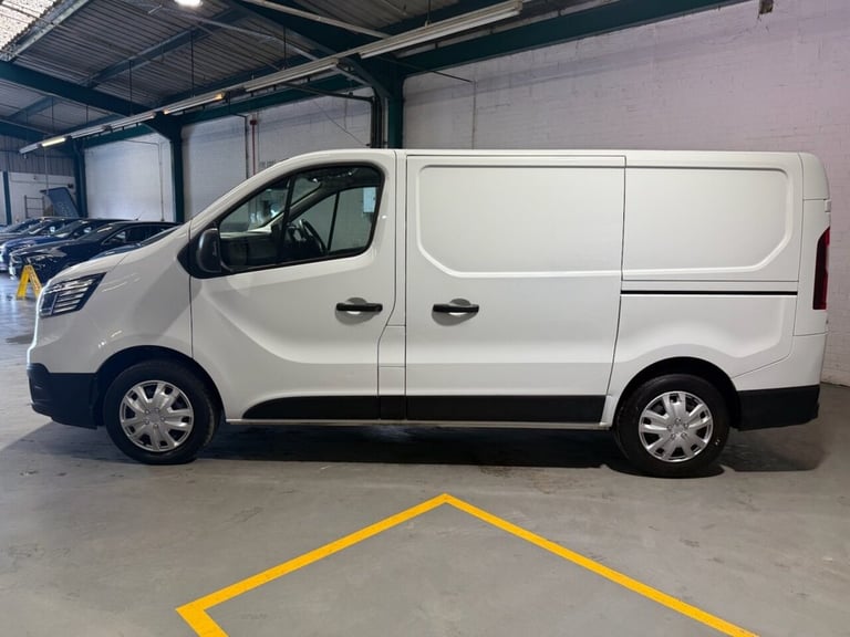2023 73 RENAULT TRAFIC 2.0 DCI BLUE 30 ADVANCE PANEL VAN 5DR DIESEL MANUAL SWB E