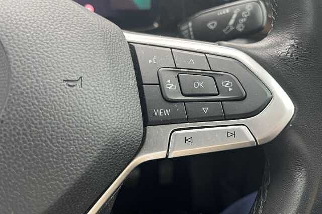2022 Volkswagen Golf 1.5 TSI Life 5dr + 17' VENTURA + REAR TINTS Hatchback Hybrid Manual