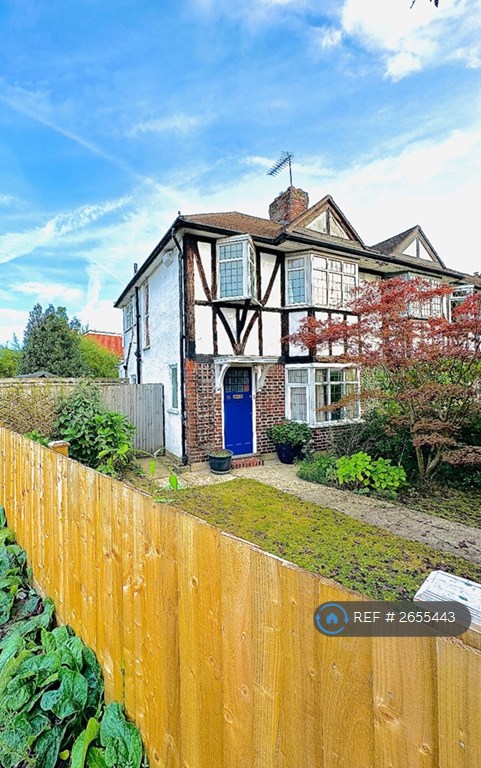 image for 3 bedroom house in Robin Hood Way, London, SW15 (3 bed) (#2655443)