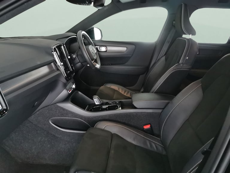 2021 Volvo XC40 1.5 T5 Recharge PHEV R DESIGN 5dr Auto ESTATE PETROL/ELECTRIC Automatic