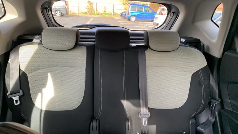 2018 Renault Captur 0.9 TCe ENERGY Iconic SUV 5dr Petrol Manual Euro 6 (s/s) (90 ps) SUV Petrol M...