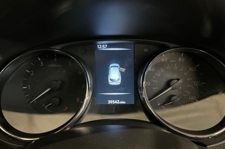 2017 66 NISSAN QASHQAI 1.2 DIG-T TEKNA SUV 5DR PETROL XTRON 2WD EURO 6 (S/S) (11