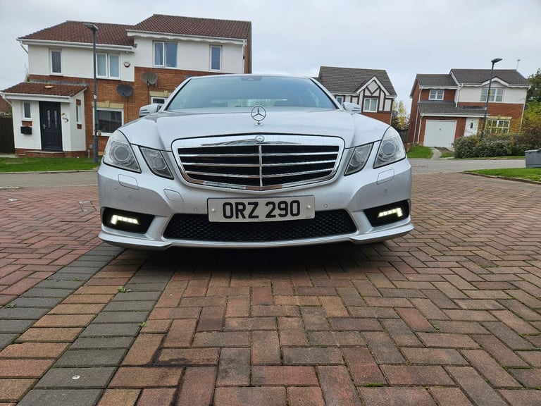 Mercedes-Benz, e350 cdi AMG line 4 doors