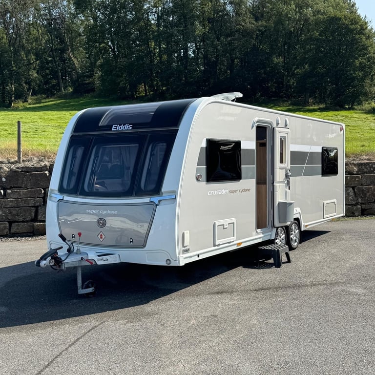 2018 Elddis Crusader Super Cyclone - 4 berth - twin fixed beds - twin axle -Alde