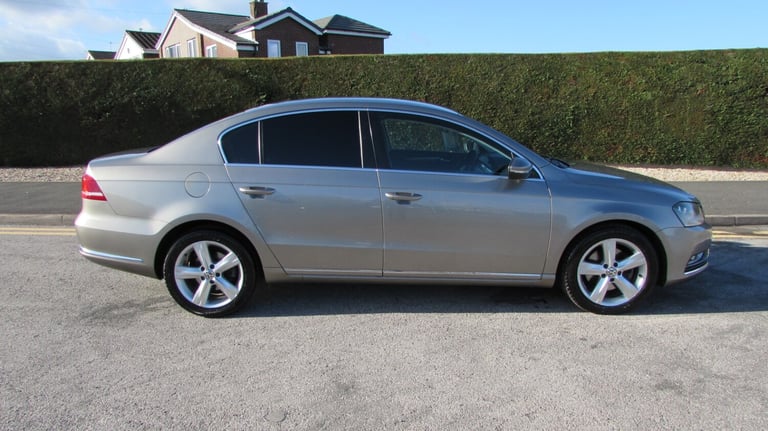 2013 Volkswagen Passat 2.0 TDI Bluemotion Tech SE 4dr DSG SALOON Diesel Automatic