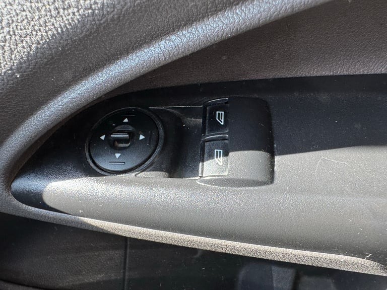 2019 Ford Transit Connect 200 - Long MOT - Crew Cab - 2 Keys - ULEZ Compliant