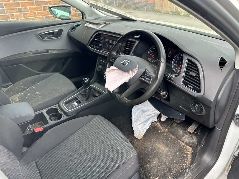 Seat Leon - 2020 - Starts & Drives - Damaged 