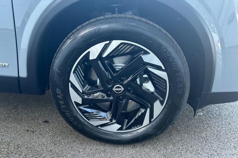 2025 Nissan Qashqai 1.5 E-Power Acenta Premium 5dr Auto Automatic Hatchback Hybrid Automatic