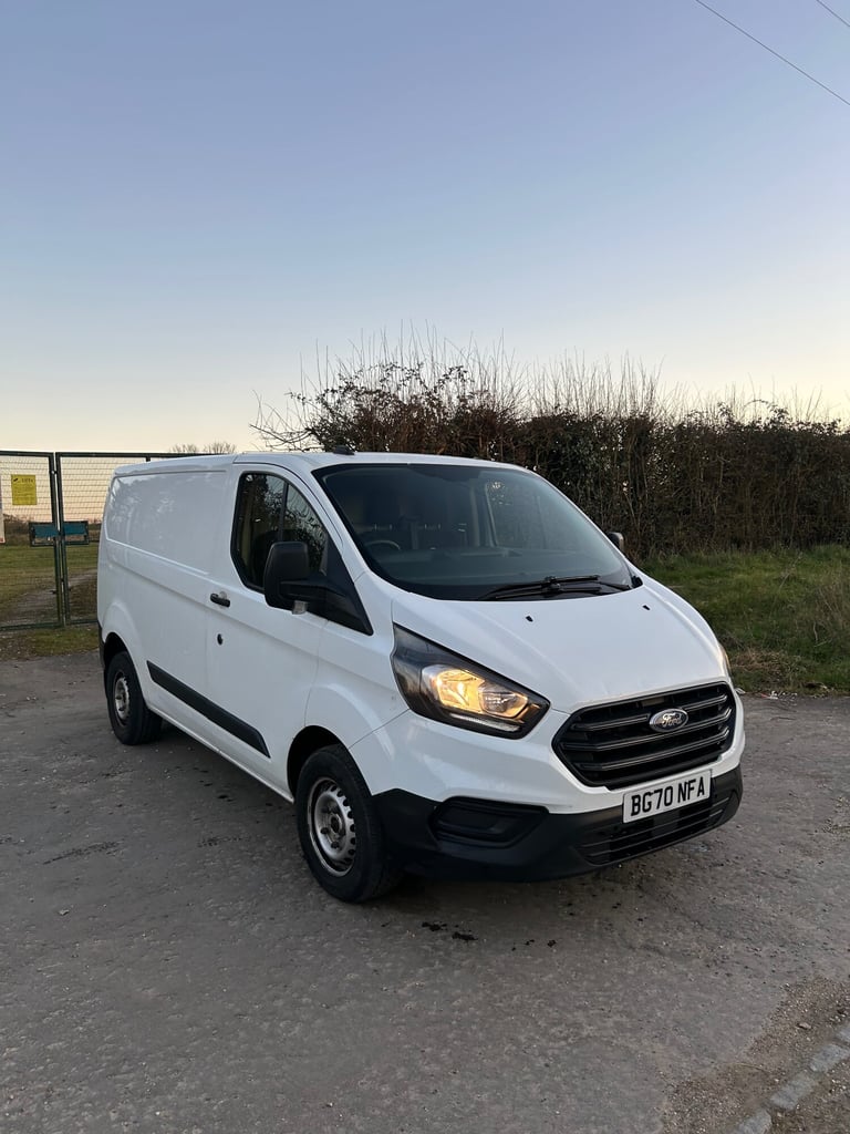2020 Ford Transit Custom 2.0 EcoBlue 105ps Low Roof Leader Van PANEL VAN Diesel Manual