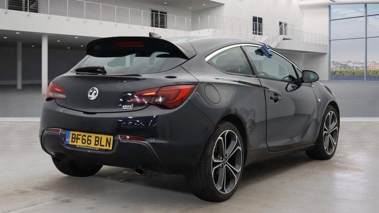 2016 Vauxhall Astra GTC 1.6T 16V 200 Limited Edition 3dr HATCHBACK PETROL Manual