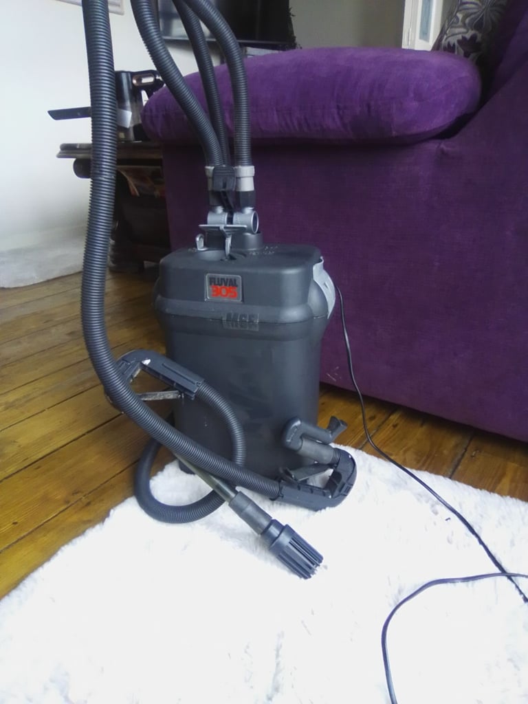 Fluval 305 aqua  filtration  system