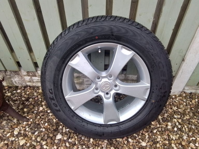 Alloy wheel and tyre