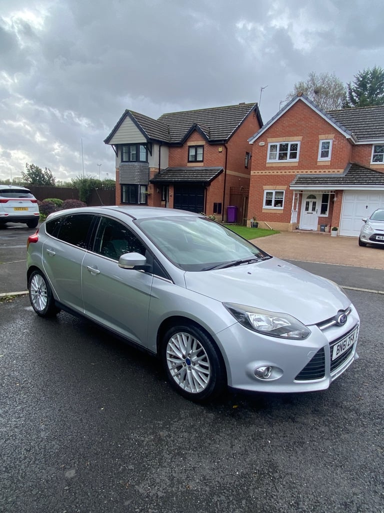 Ford, FOCUS, Hatchback, 2011, Manual, 1596 (cc), 5 doors