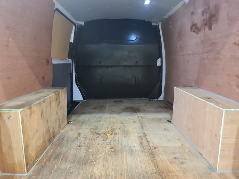 VOLKSWAGEN TRANSPORTER 2.0 TDI T30 P/V HIGHLINE FWD 150 BHP SWB DIESEL