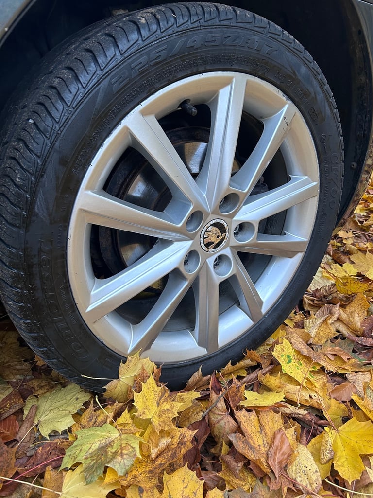 SKODA OCTAVIA ELEGANCE TDI CR 2014 FOR SPARES AND REPAIRS, COOLANT ISSUE