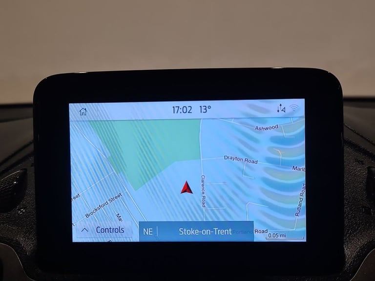 FORD TRANSIT CONNECT 1.5 240 ECOBLUE TREND AUTO L2 120 BHP COMBI VAN