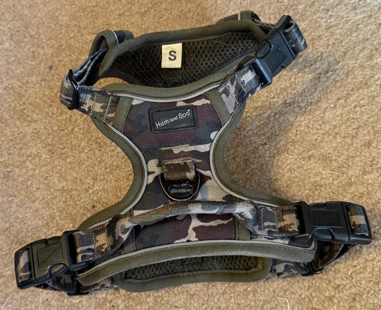 DOG HARNESS