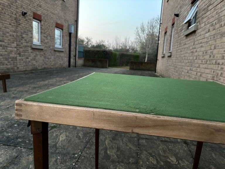 Fantastic VONO Green Felt Top Foldaway Card Table British Made