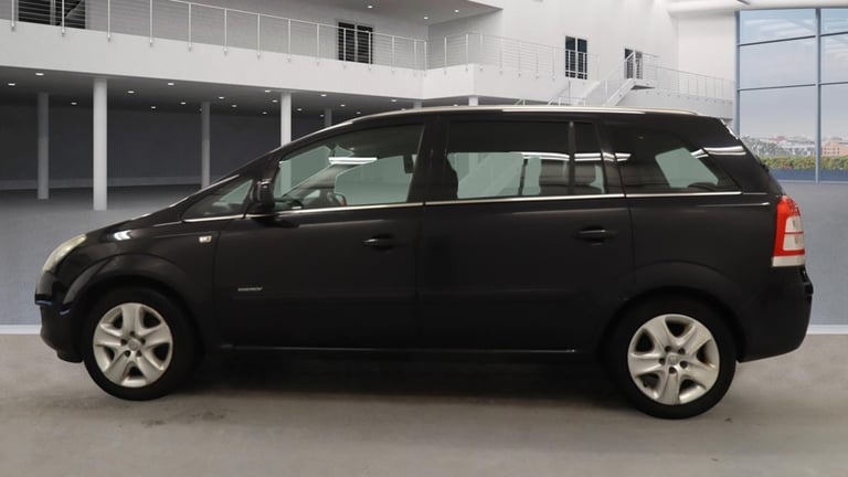 * 60 2011 VAUXHALL ZAFIRA 1.6L + IDEAL FAMILY 7 SEATER + LONG MOT * 