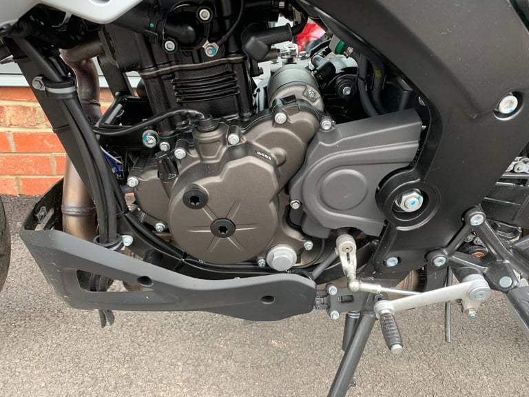 Aprilia Tuono 125 - 2-YEAR/5000-MILE WARRANTY