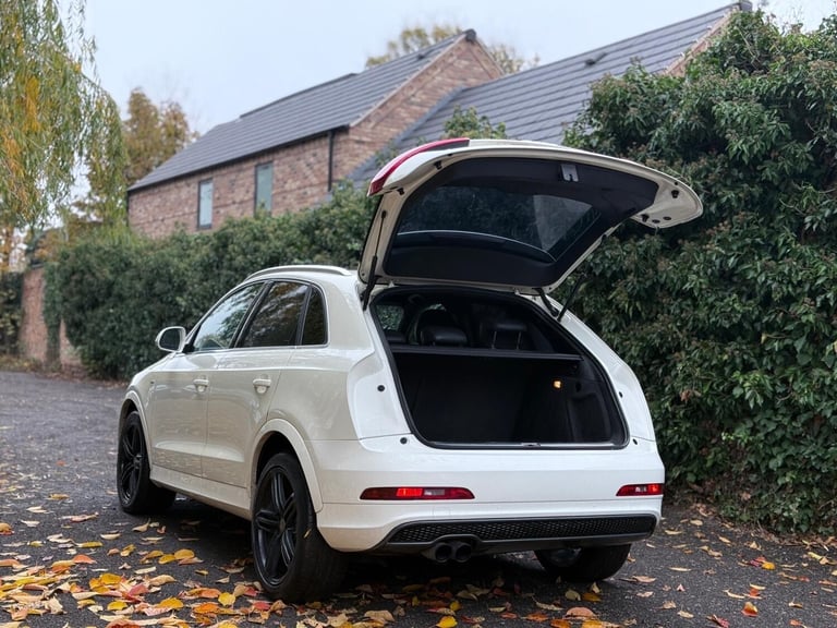 2013 Audi Q3 2.0 TDI Quattro S Line 5dr Diesel White ESTATE Diesel Manual