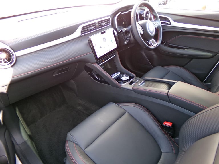 2023 MG MG ZS 72.6kWh Trophy Long Range SUV 5dr Electric Auto (156 ps) HATCHBACK Electric Automatic