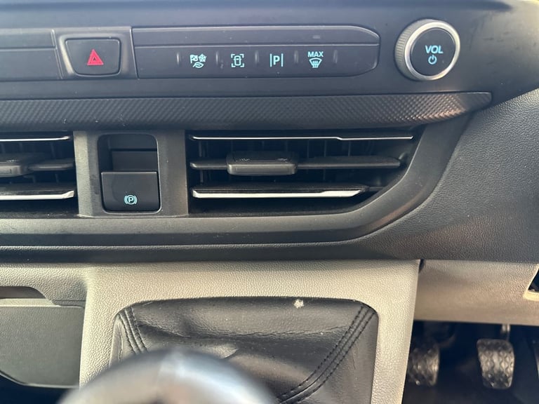 2024 Ford Transit Custom 2.0 EcoBlue 136ps H1 Van Limited PANEL VAN DIESEL Manual