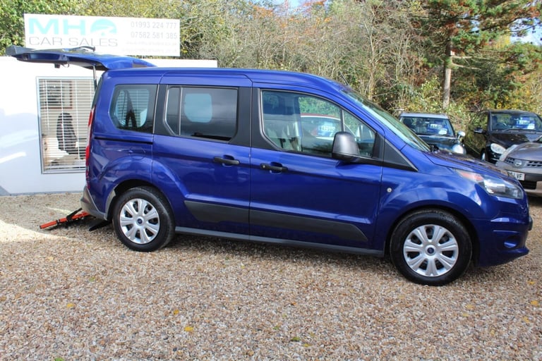 2017 Ford Tourneo Connect 1.5 TDCi Zetec 5dr MPV DIESEL Manual