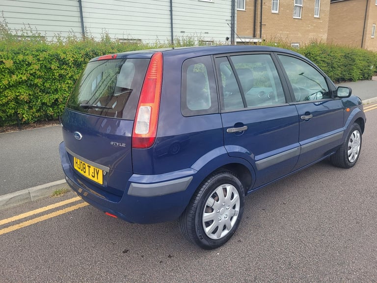 Ford fusion 1.4 style. 1 owner from new . Tidy car