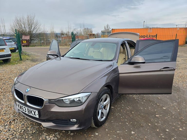 2014 BMW 3 Series 2.0 320d ED EfficientDynamics Euro 5 (s/s) 4dr Saloon Diesel Manual