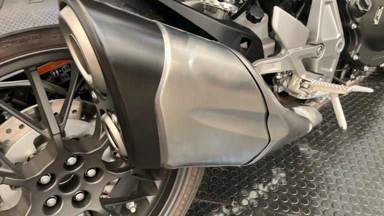 2025 Honda CB (23MY) Honda CB1000R ROADSTER Petrol Manual