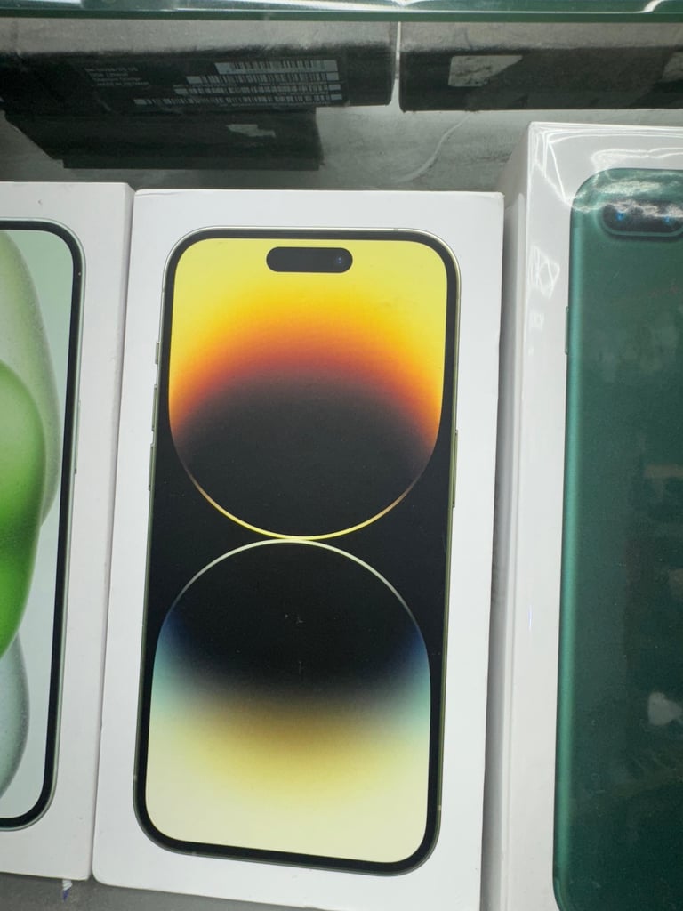 image for IPHONE 14 PRO MAX UNLOCKED BRAND NEW BOX ONE YEAR APPLE WARRANTY 