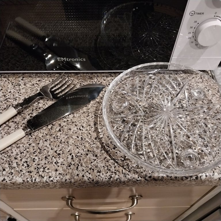 Vintage cake stand and cake slicers and fork 