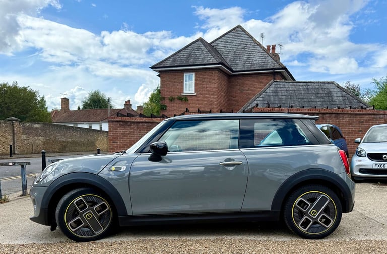 2020 MINI Hatch 135kW Cooper S Level 1 33kWh 3dr Auto HATCHBACK ELECTRIC Automatic