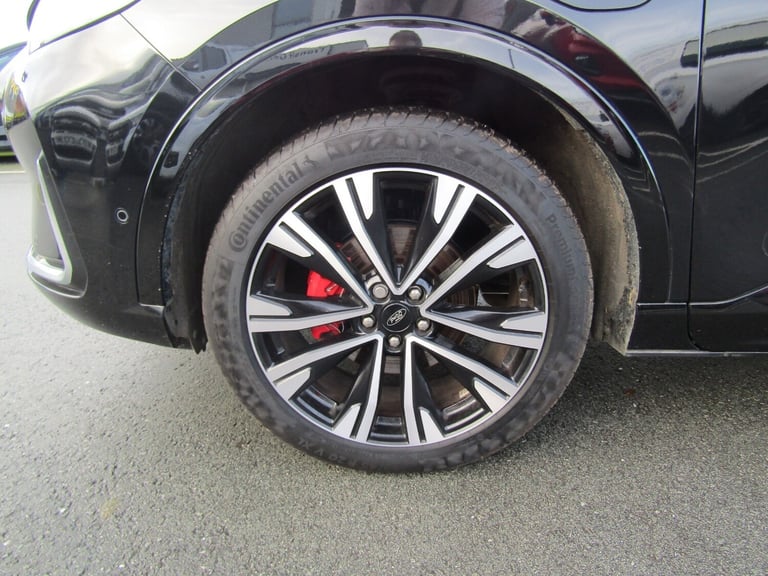 2024 Ford Kuga 2.5 PHEV ST-Line X 5dr CVT - 20'' Alloys / Tech Pack / Huge saving VS New Estate P...