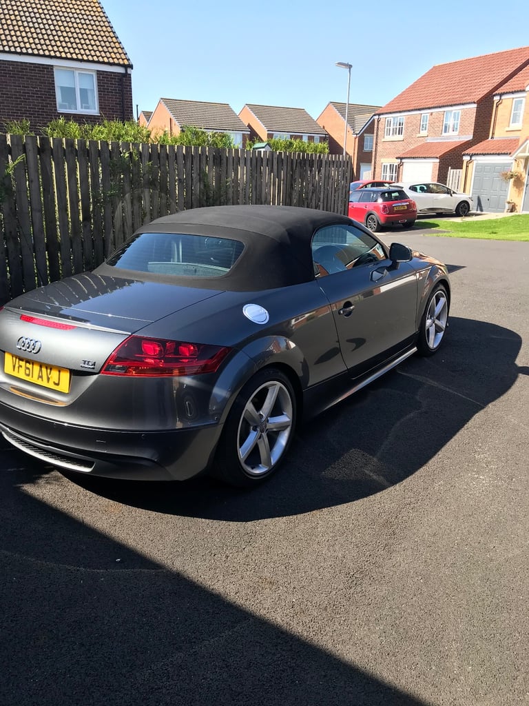 Audi, TT, Convertible, 2011, Manual, 1968 (cc), 2 doors