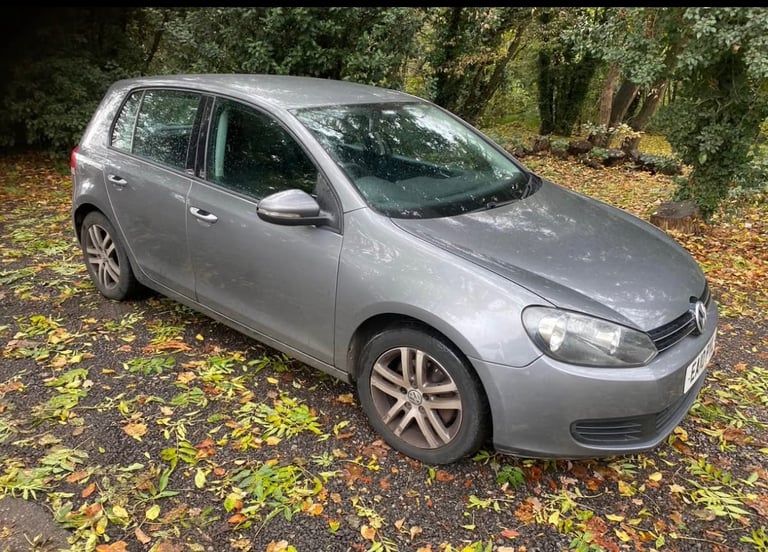 AUTOMATIC VW GOLF 1.4, FULL SERVICE HISTORY, ULEZ COMPLIANT, 2 KEYS
