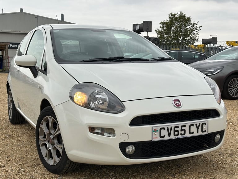 2015 Fiat Punto 1.2 Easy + Euro 6 3dr HATCHBACK Petrol Manual