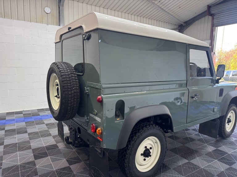 2008 Land Rover Defender Hard Top TDCi PANEL VAN Diesel Manual