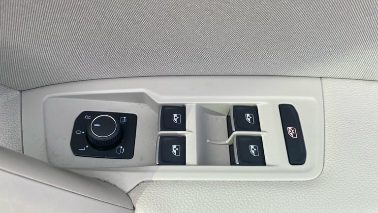 2022 Volkswagen Tiguan 1.5 TSI 150 Elegance 5dr DSG Petrol Estate Estate Petrol Automatic