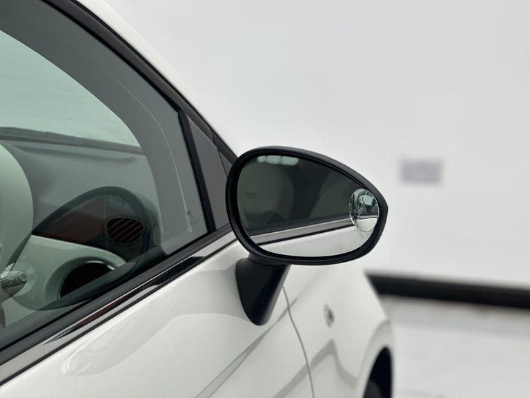 2018 Fiat 500 1.2 Lounge Hatchback 3dr Petrol Manual Euro 6 (s/s) (69 bhp) Hatchback Petrol Manual