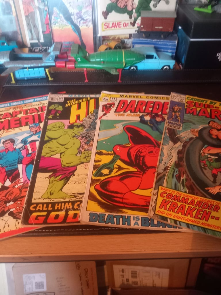 Bargain Marvel comics for sale!